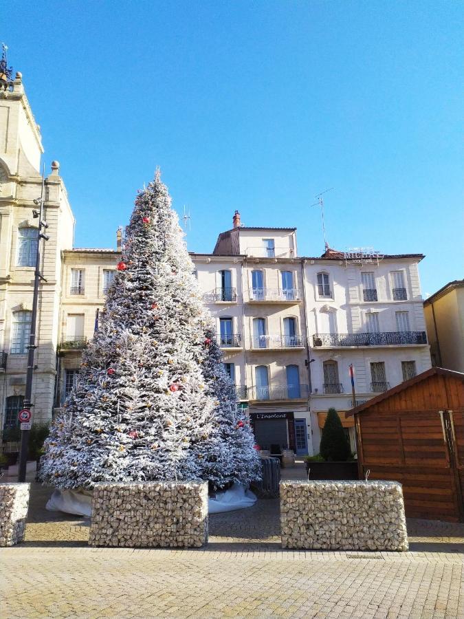 Appartement Place De La Mairie Béziers Buitenkant foto