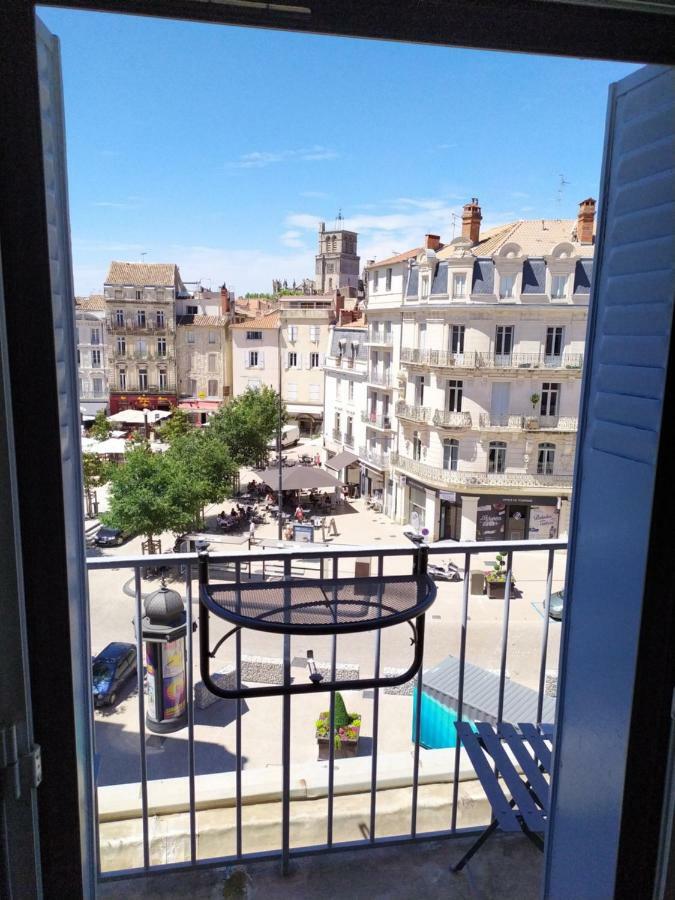 Appartement Place De La Mairie Béziers Buitenkant foto